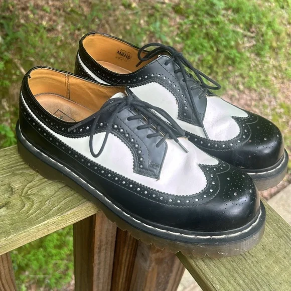 【美品】Dr.Martens ドクターマーチン ウイングチップ 10458 Dr.Martens(ドクターマーチン) / 10458 /ウィングチップ/ドレス